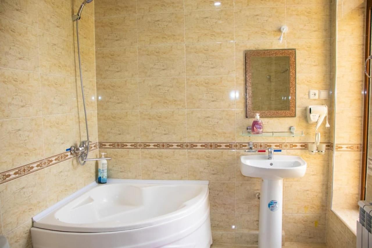 Euro Asia Hotel Самарканд Экстерьер фото